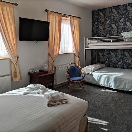 The Highfield Private Hotel Blackpool Zewnętrze zdjęcie