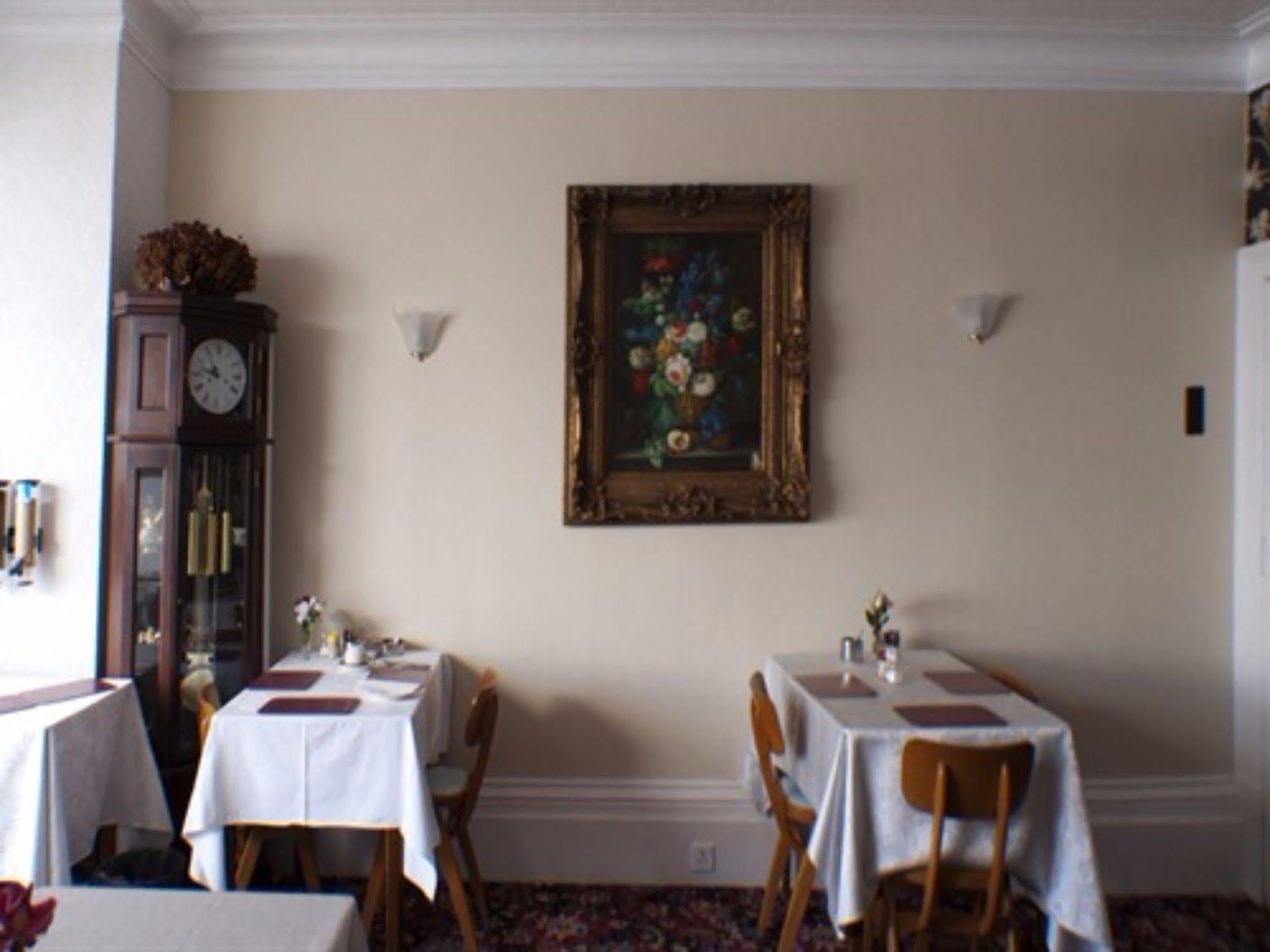 The Highfield Private Hotel Blackpool Zewnętrze zdjęcie