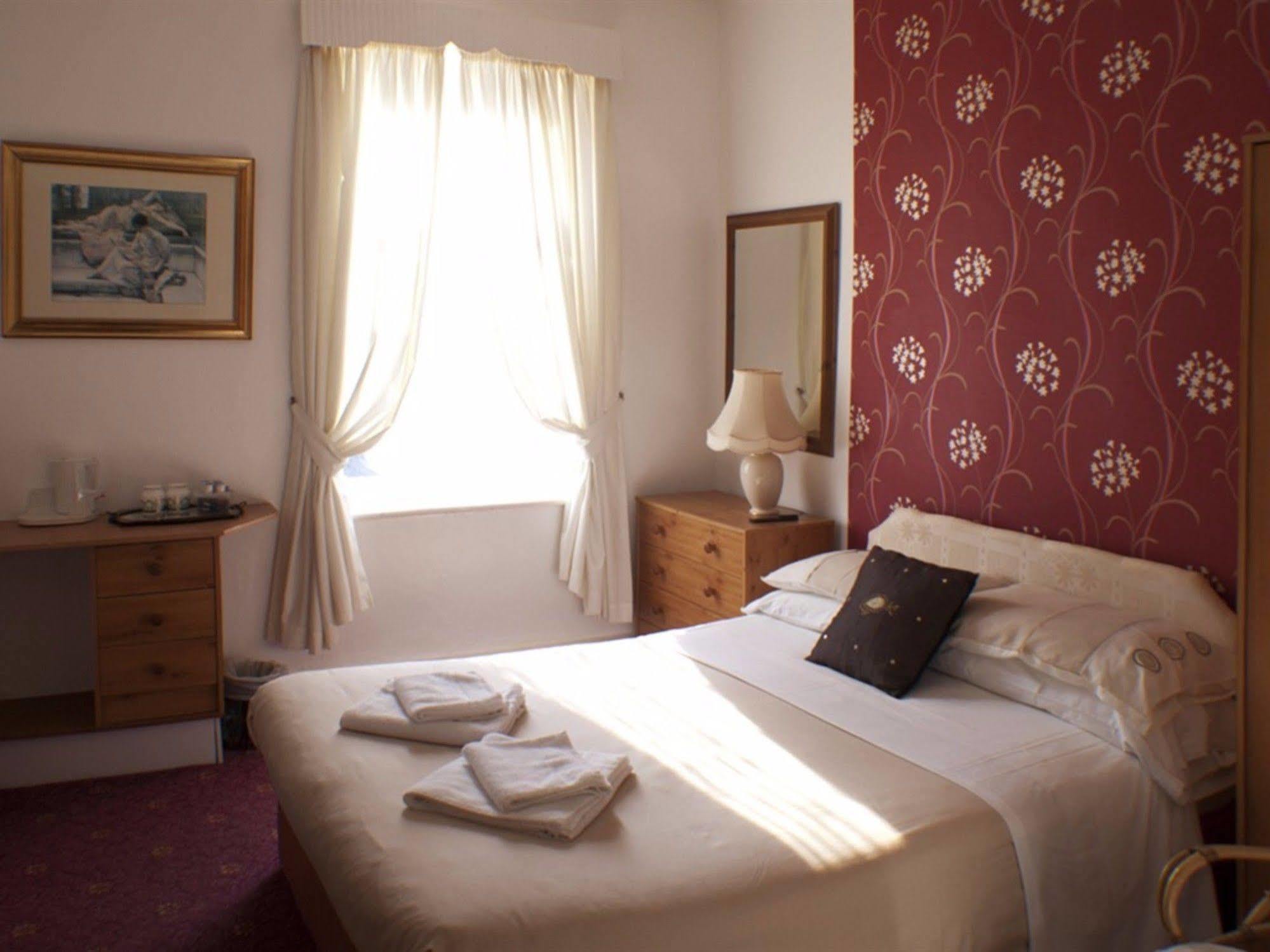 The Highfield Private Hotel Blackpool Zewnętrze zdjęcie