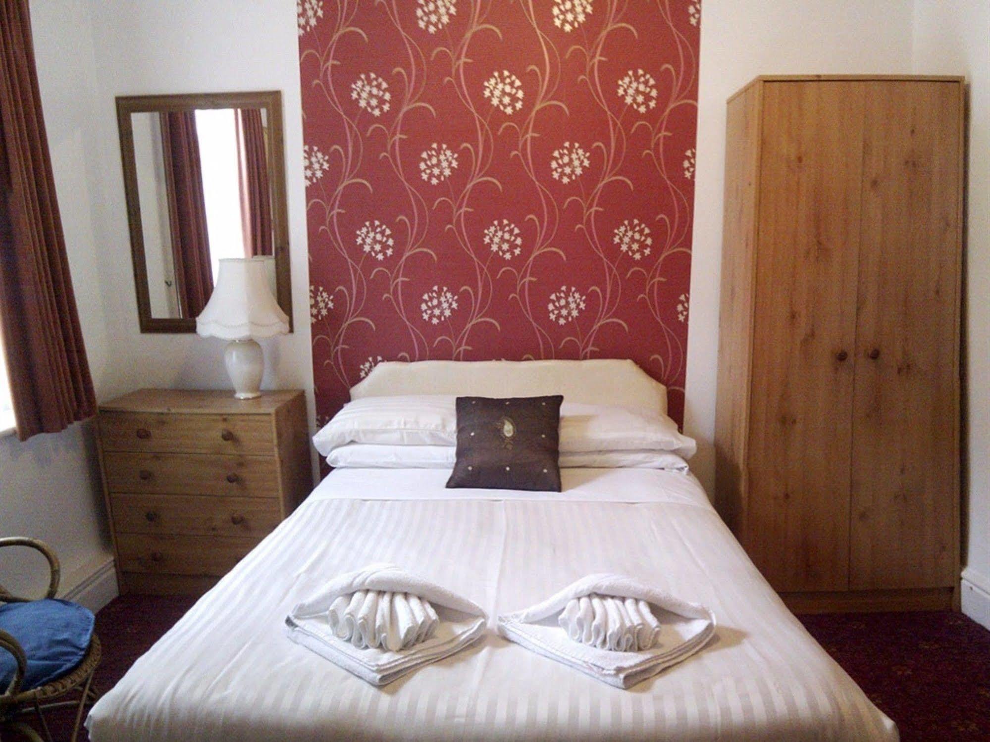 The Highfield Private Hotel Blackpool Zewnętrze zdjęcie
