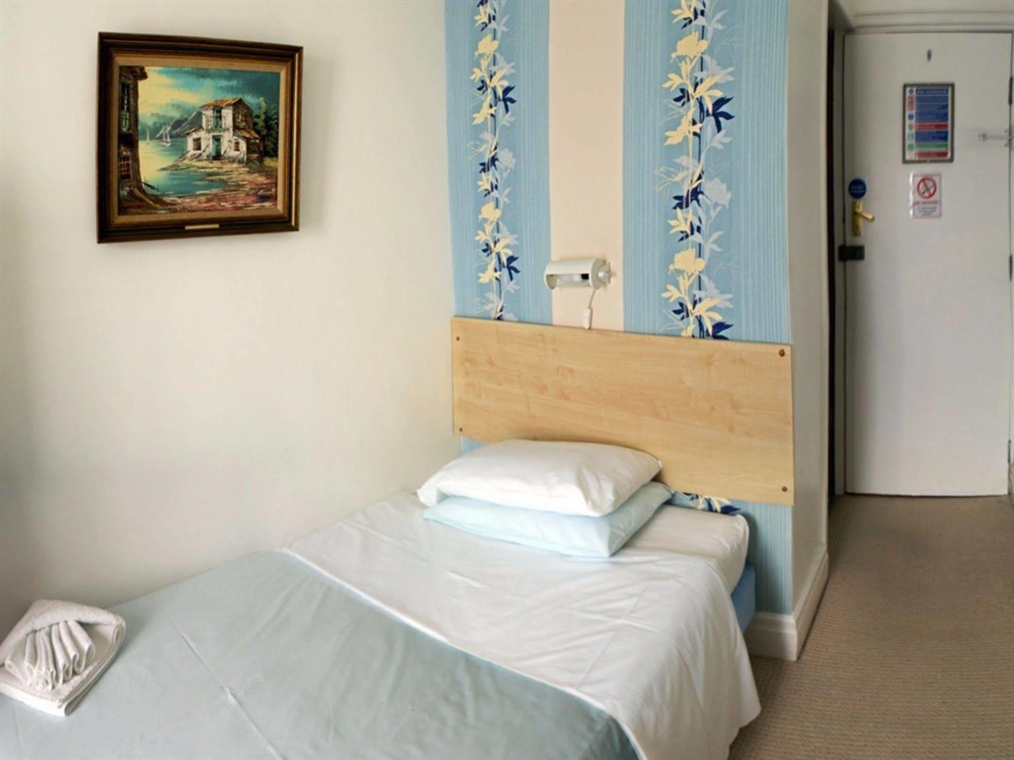 The Highfield Private Hotel Blackpool Zewnętrze zdjęcie