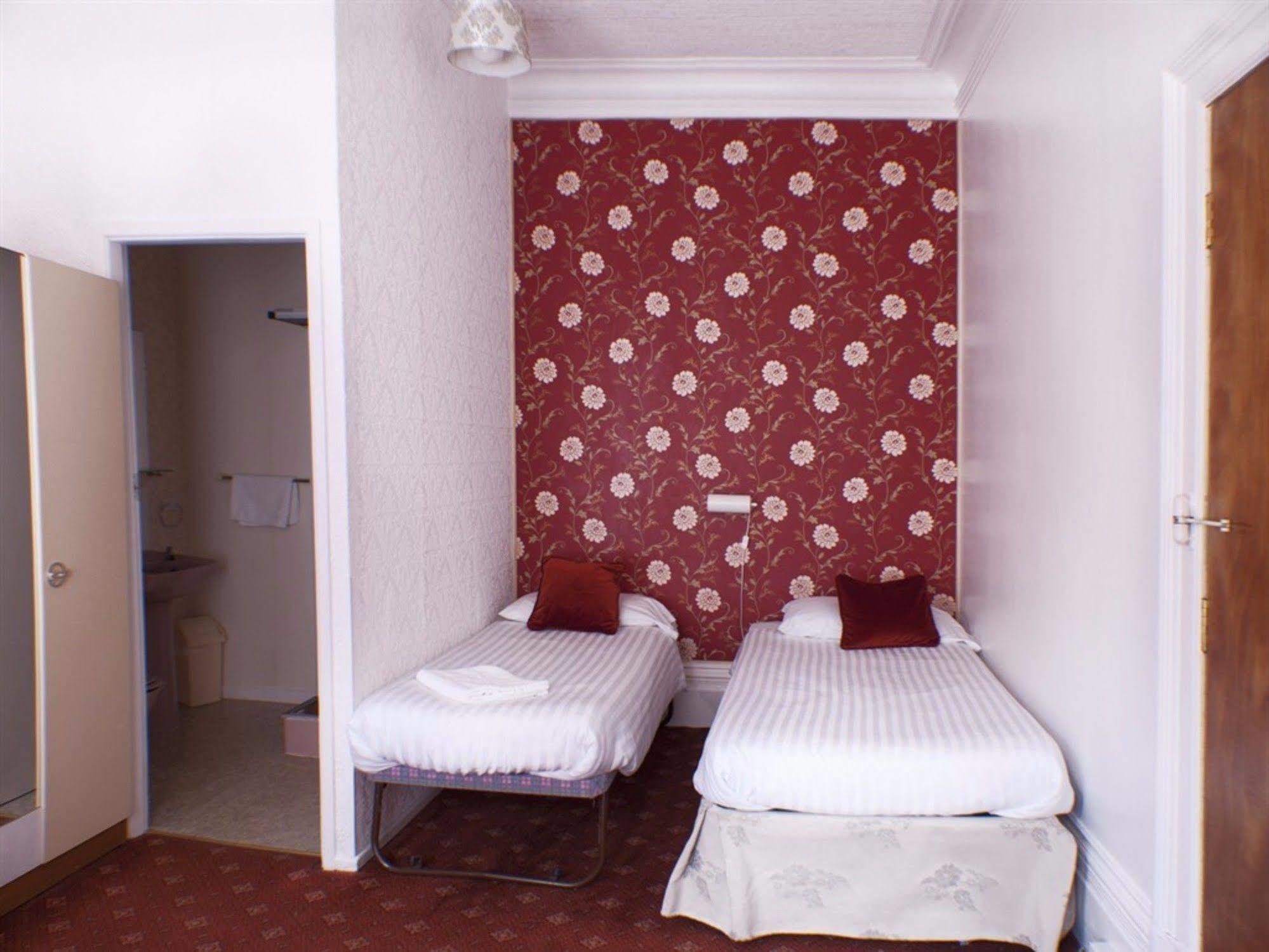 The Highfield Private Hotel Blackpool Zewnętrze zdjęcie