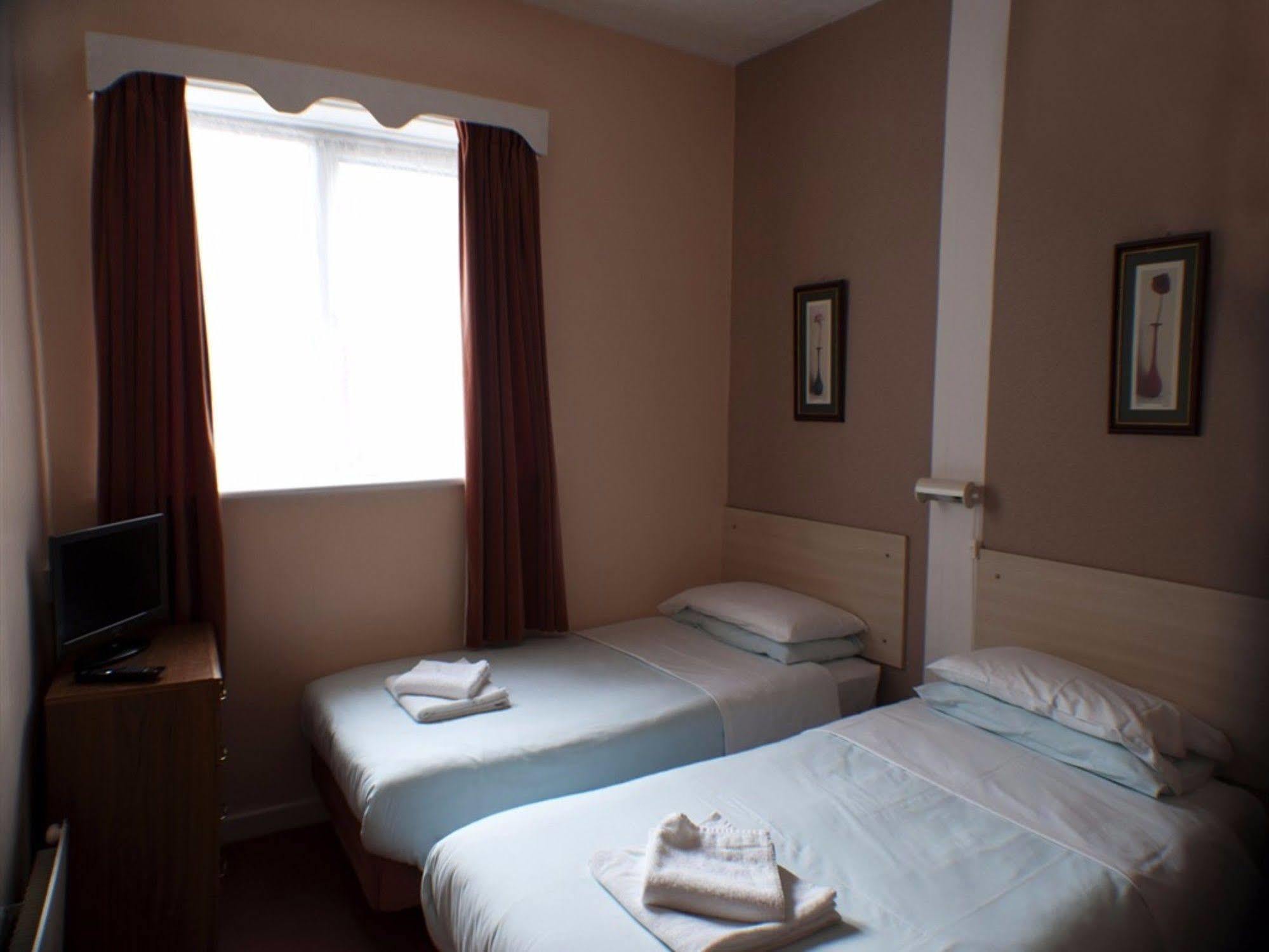 The Highfield Private Hotel Blackpool Zewnętrze zdjęcie